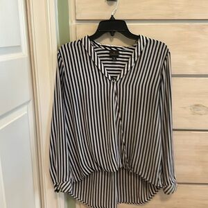 Black and white blouse high low